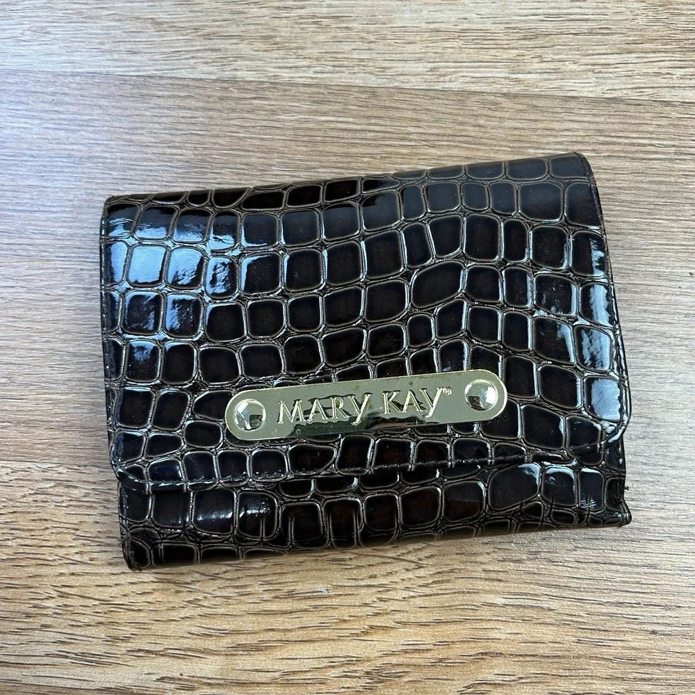 Mary Kay Purse with‎ Matching Wallet Brown Crocodile Pattern RARE